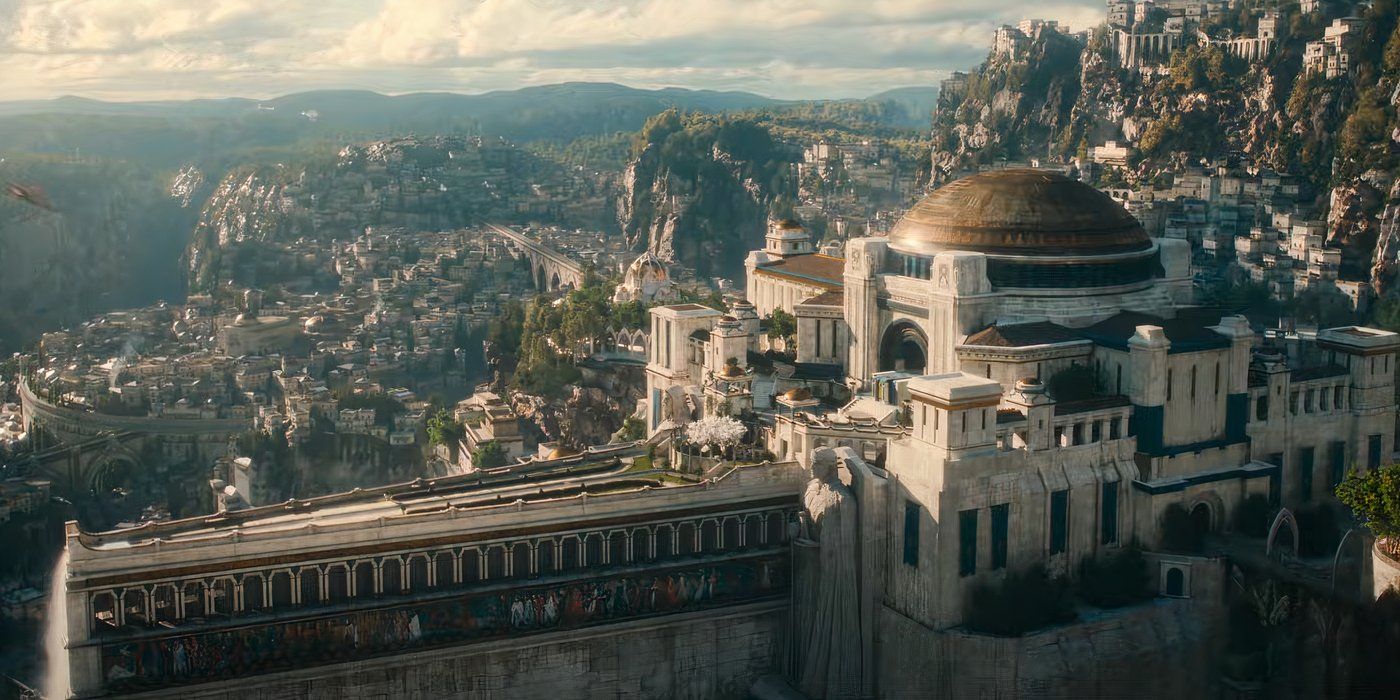 A city in Numenor in the Rings of Power season 2 trailer