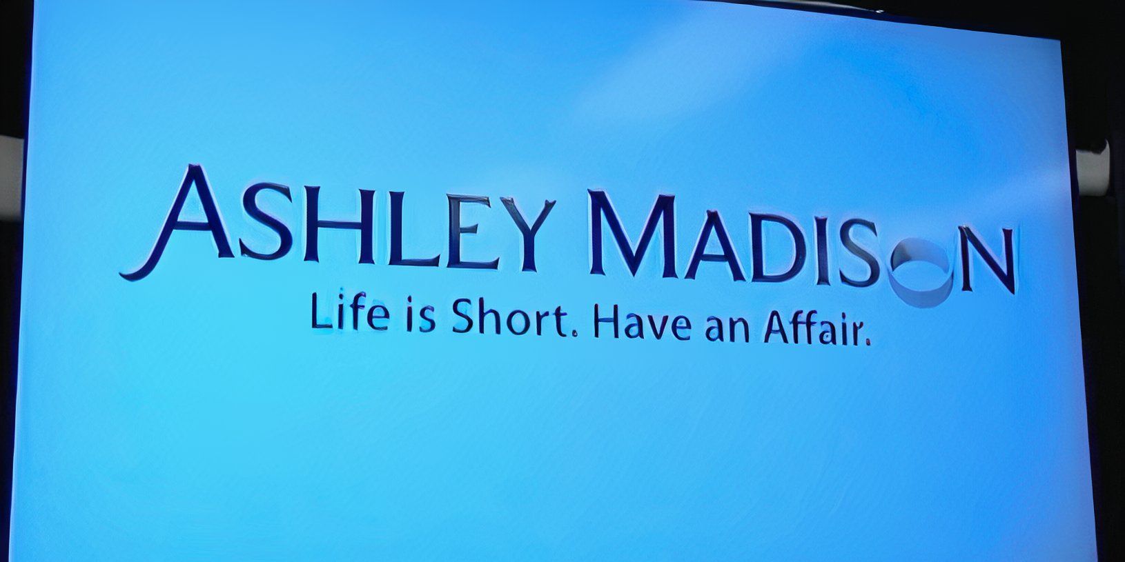 Что случилось с Ноэлем Бидерманом, бывшим генеральным директором Ashley Madison