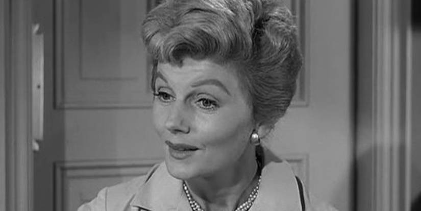 June Cleater looking at someone in Leave it to Beaver.