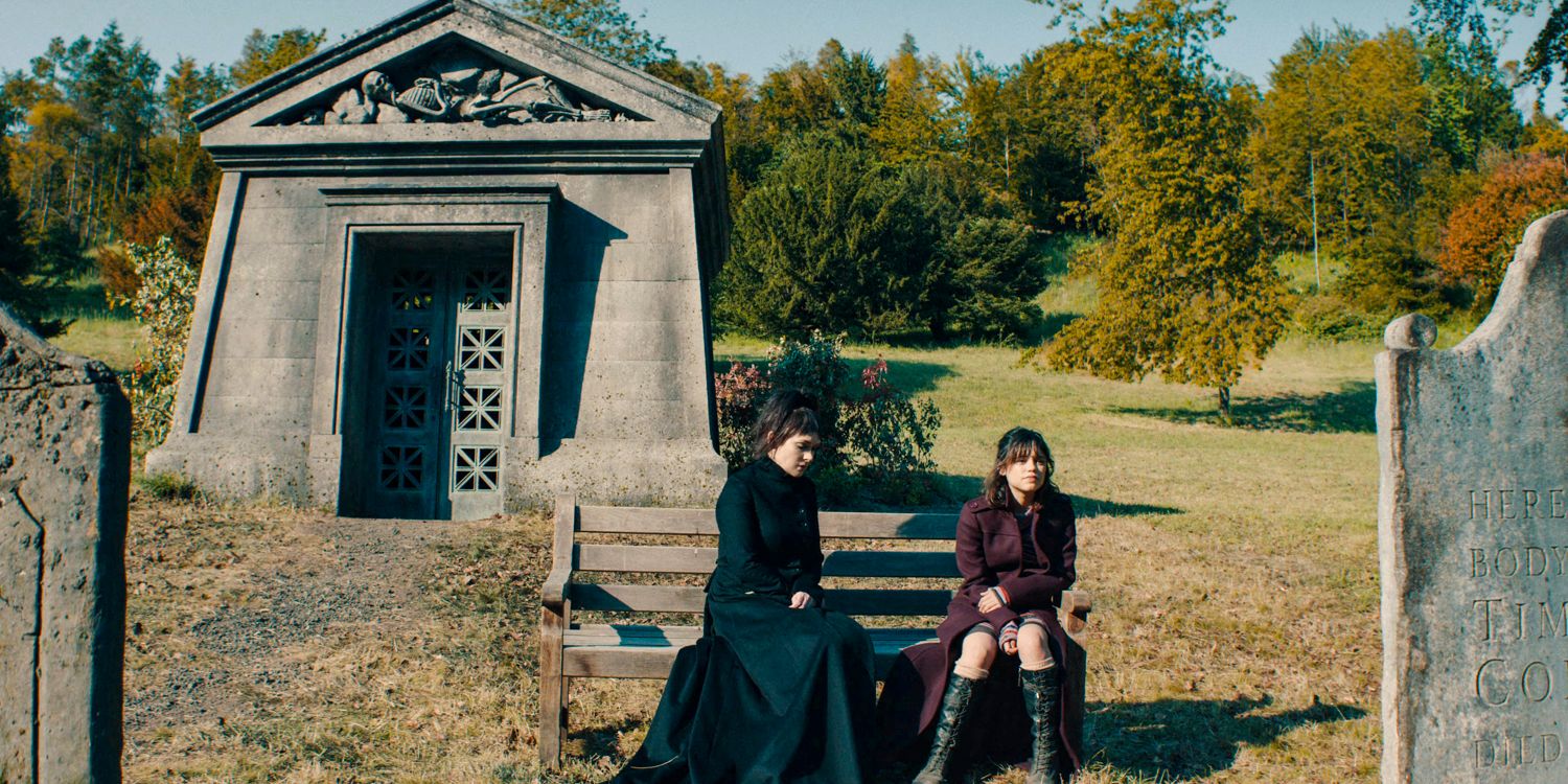 Lydia Deetz (Winona Ryder) and Astrid (Jenna Ortega) at the cemetery in Beetlejuice 2