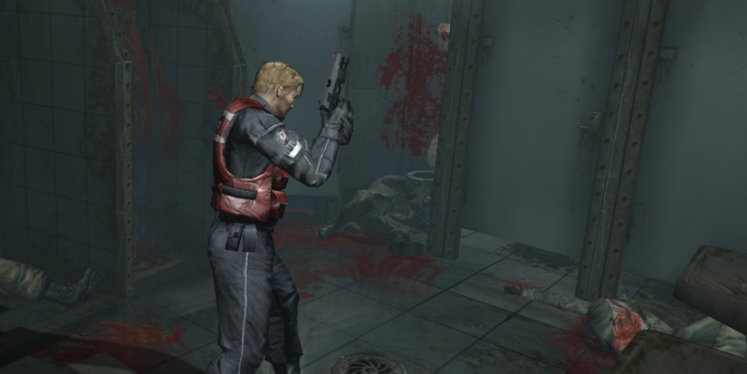 Cold Fear player walks in the bathroom