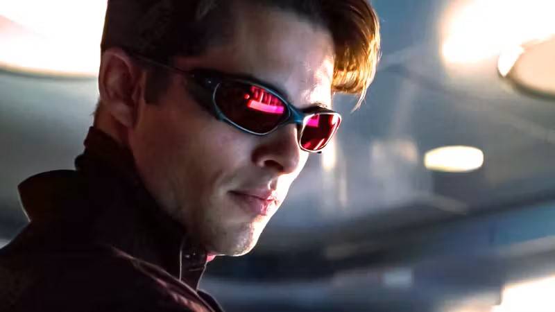 Cyclops, played by James Marsden, with sunglasses in the Fox X Men movie series