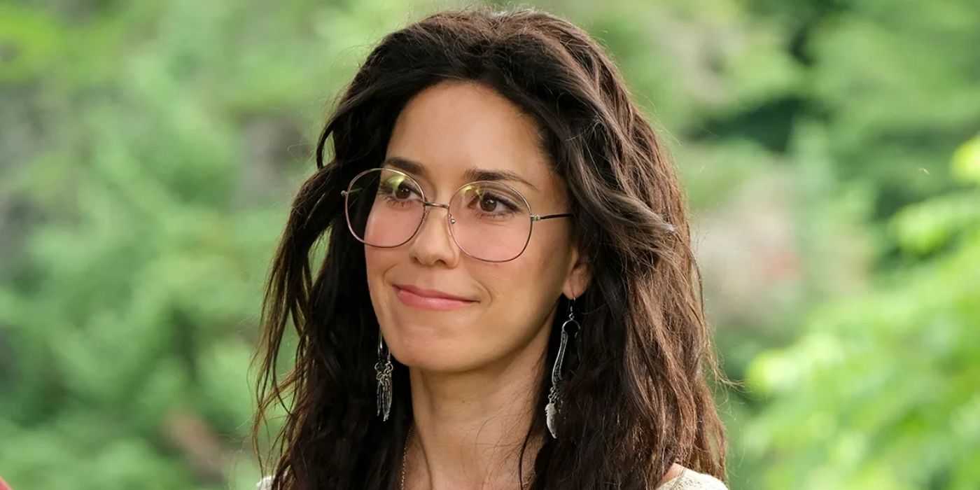 flower-sheila-carrasco-smiling-in-ghosts CBS' Ghosts: Every Ghost Time Period & Backstory Explained