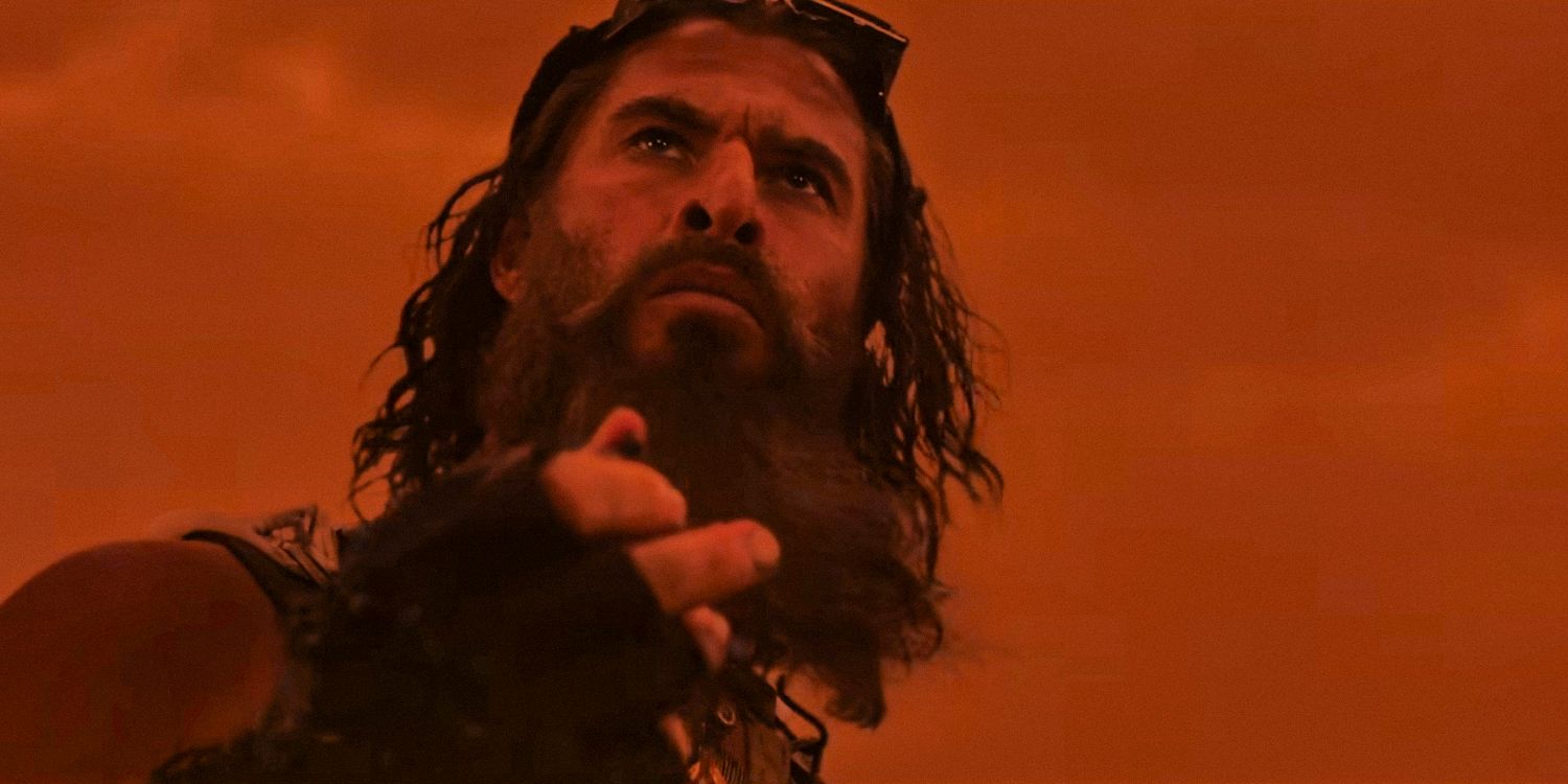 Dr. Dementus (Chris Hemsworth) in a sandstorm in Furiosa: A Mad Max Saga