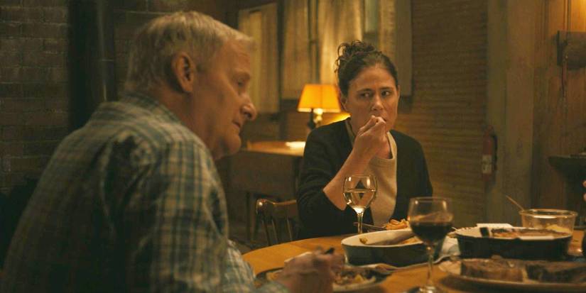 Grace (Maura Tierney) and Del (Jeff Daniels) have dinner in American Rust season 2 episode 10