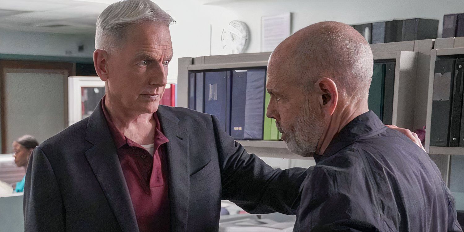 Mark Harmon as Leroy Gibbs comforting Joe Spano as Tobias Fornell in NCIS