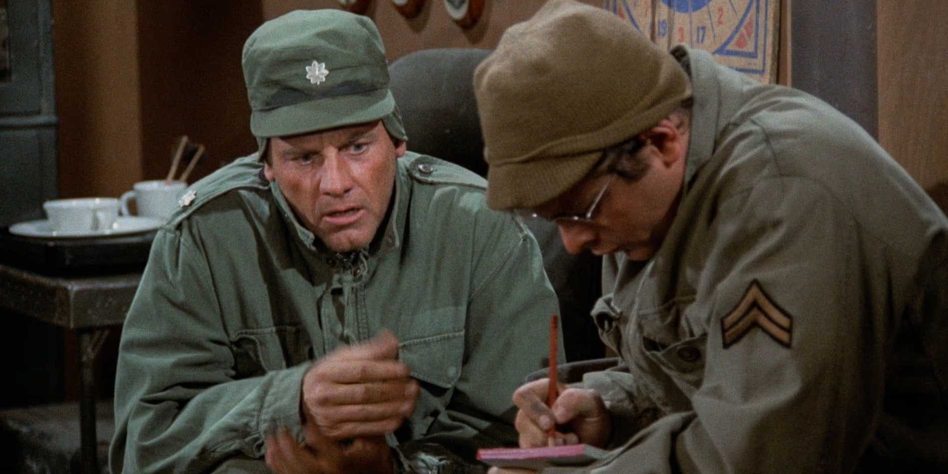 Mash Programme I Still Can't Believe MASH Pulled Off Its Massive Cast Change, When It ...