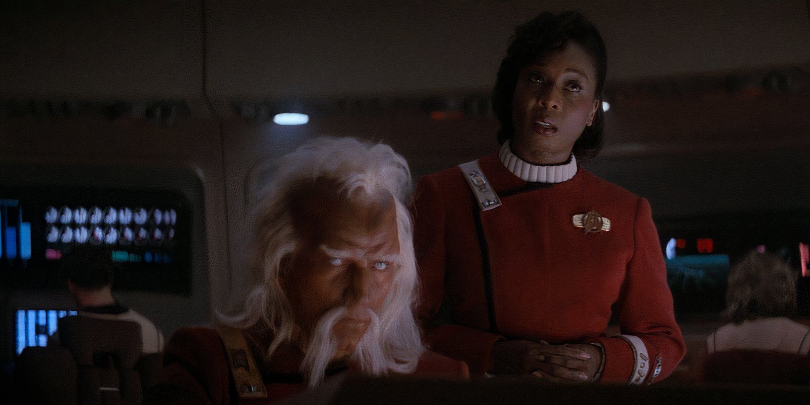 Star Treks First Black Female Captain Was The Actress Who Played Geordis Mother On TNG