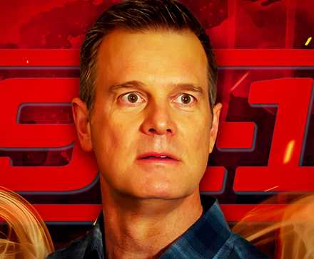 Пит Краус в роли Боби Наш в 9-1-1