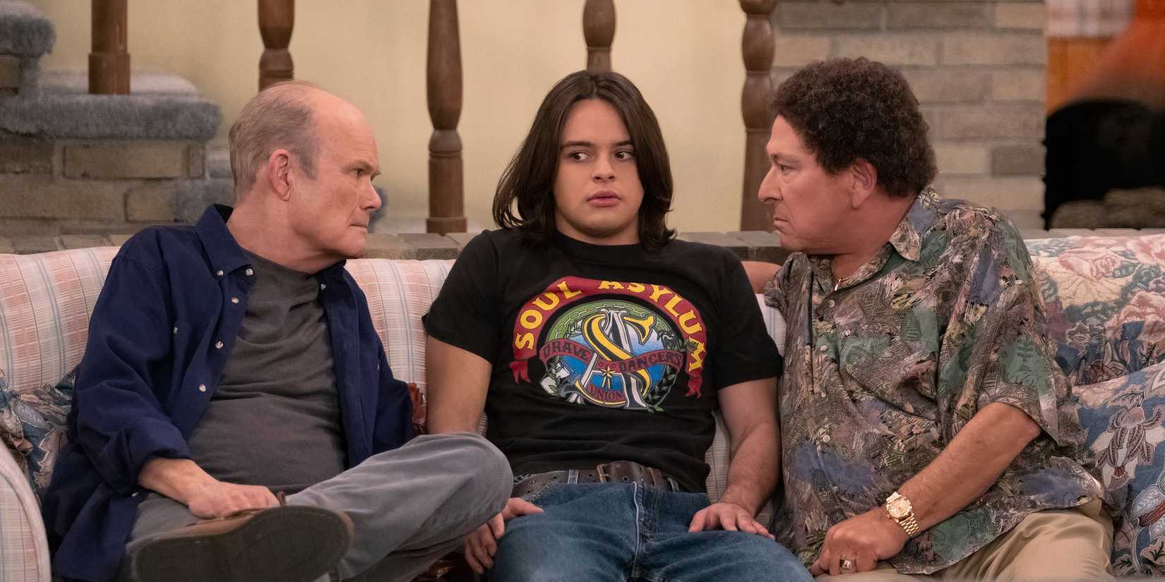 Red and Bob having a heated conversation with Jay in That '90s Show season 2