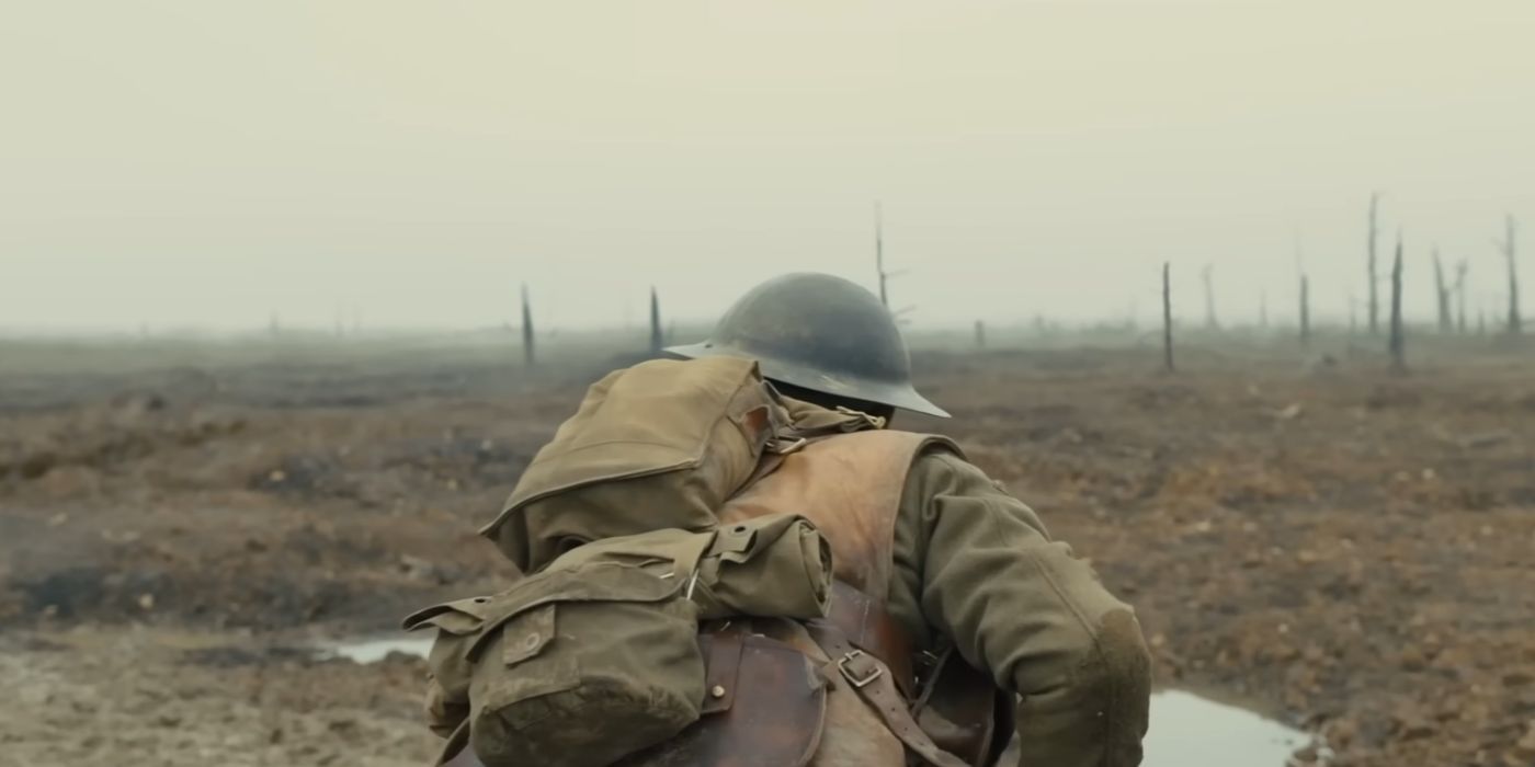 Um soldado se prepara para cruzar a Terra de Ninguém em 1917, de Sam Mendes