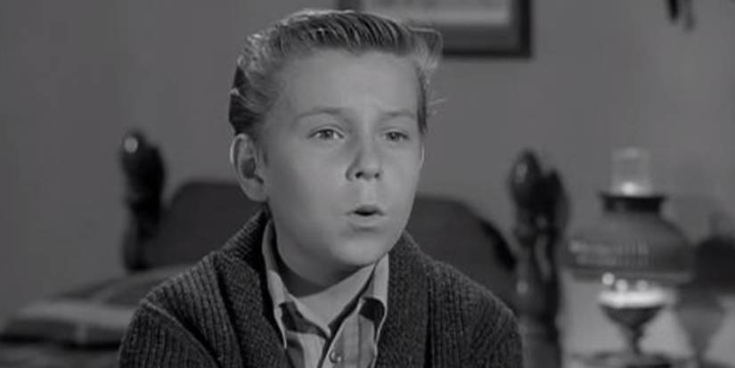 Whitey sitting down talking in Leave it to Beaver.