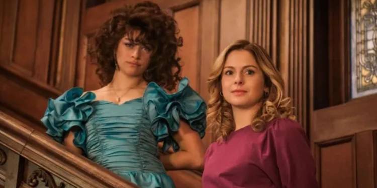 stephanie-in-ghosts-1 CBS' Ghosts: Every Ghost Time Period & Backstory Explained