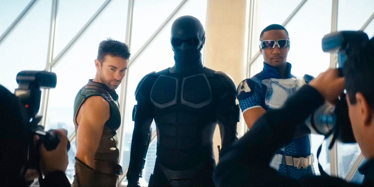 A-Train, Black Noir and The Deep posing for photos in The Boys season 4.