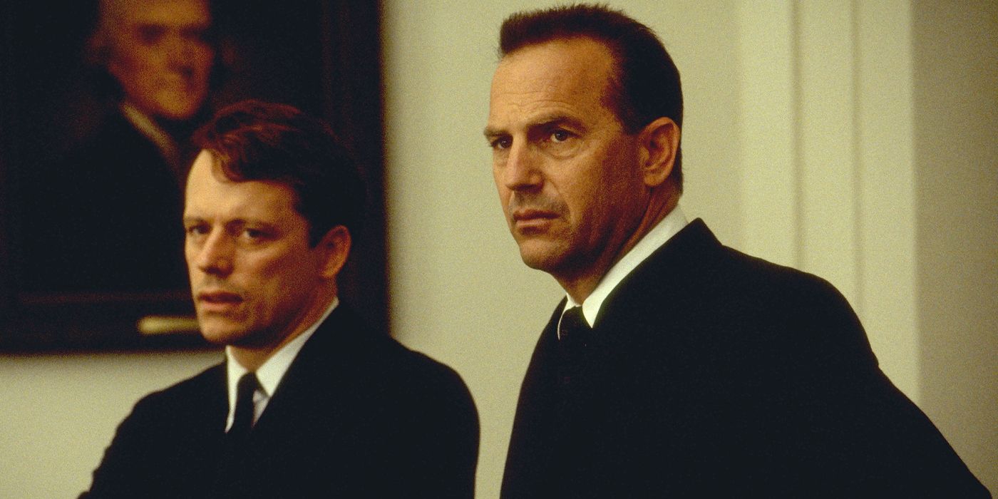 Kevin Costner looking worried in Thirteen Days