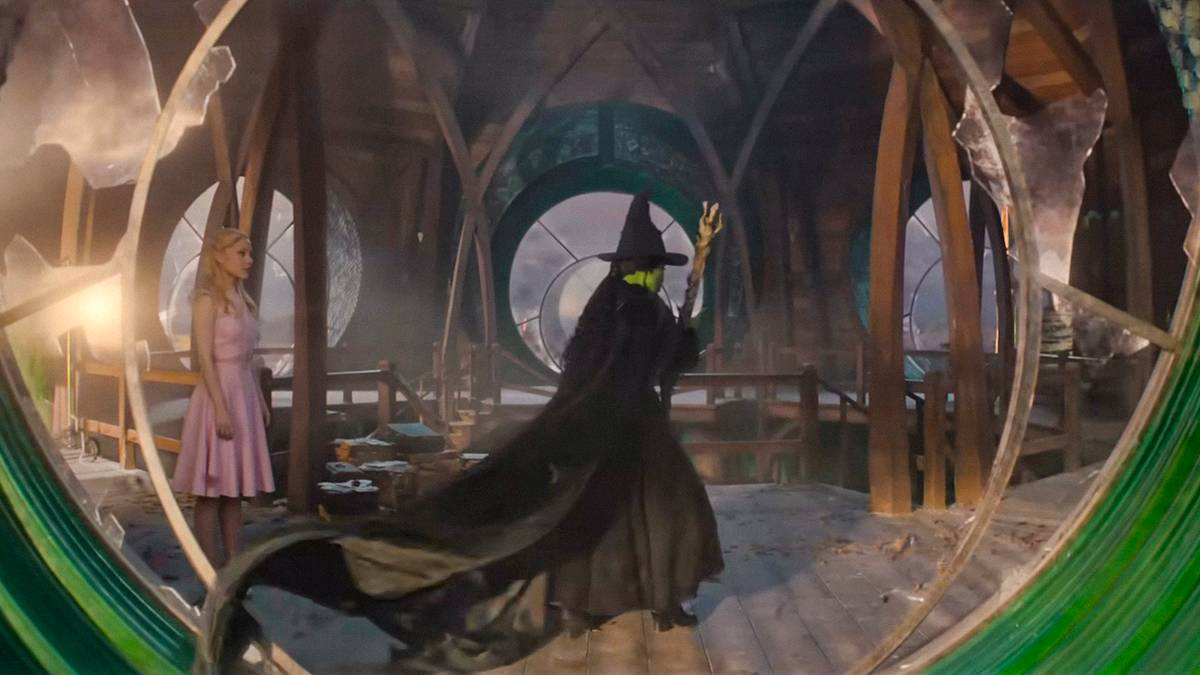 Wicked Set Window Wicked Set Up The Sequel’s Biggest Twist In The First Minute