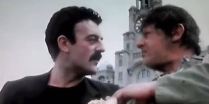 Bernard Hill como Yosser Hughes em Boys From The Blackstuff (1982)