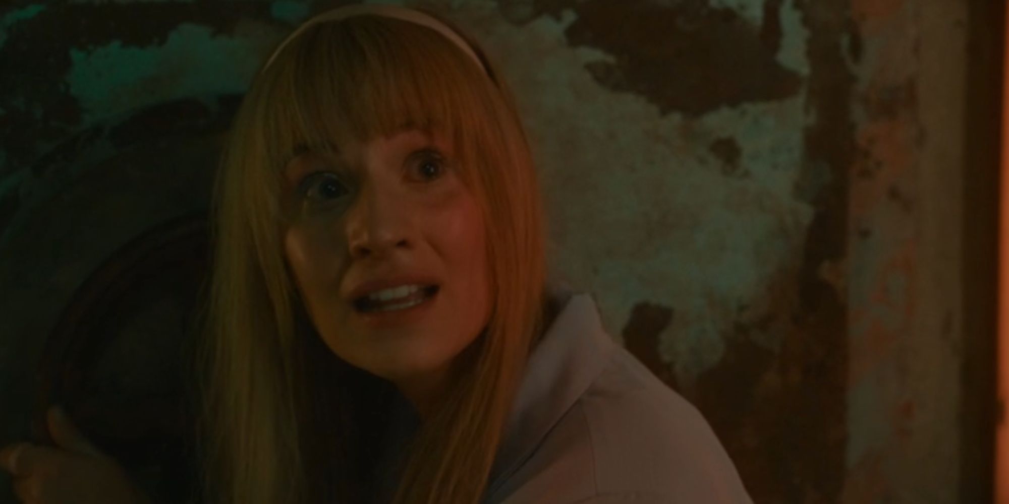 Callie Cooke looking upset and scared as Lindy Pepper-Bean in Doctor Who