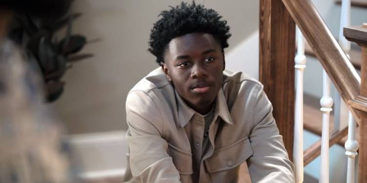 Alex R. Hibbert Now The Chi Season 5 Cast Guide: All New & Returning Characters