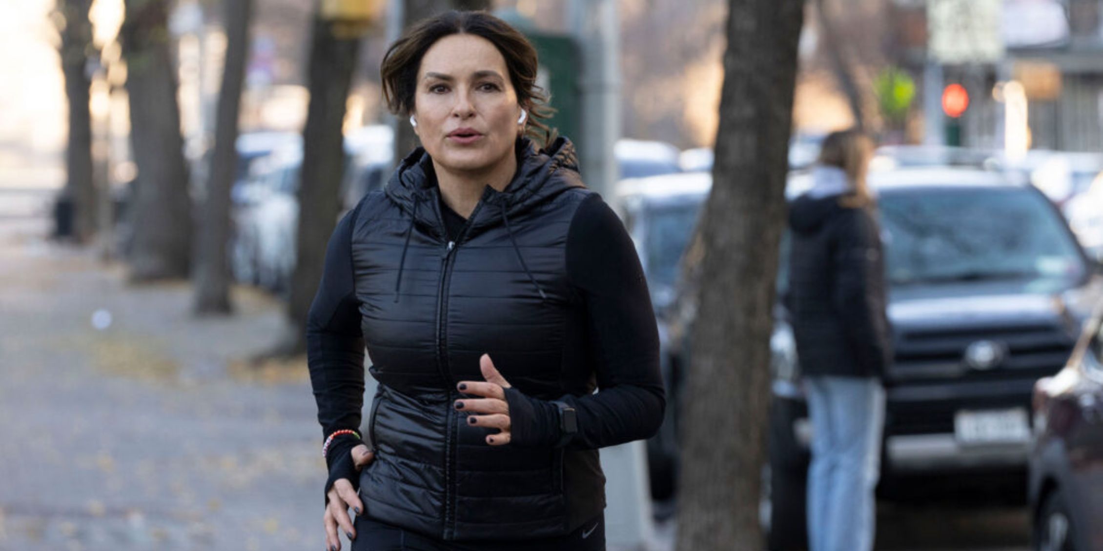 Law & Order: SVU's Olivia Benson tries to distract herself during a run
