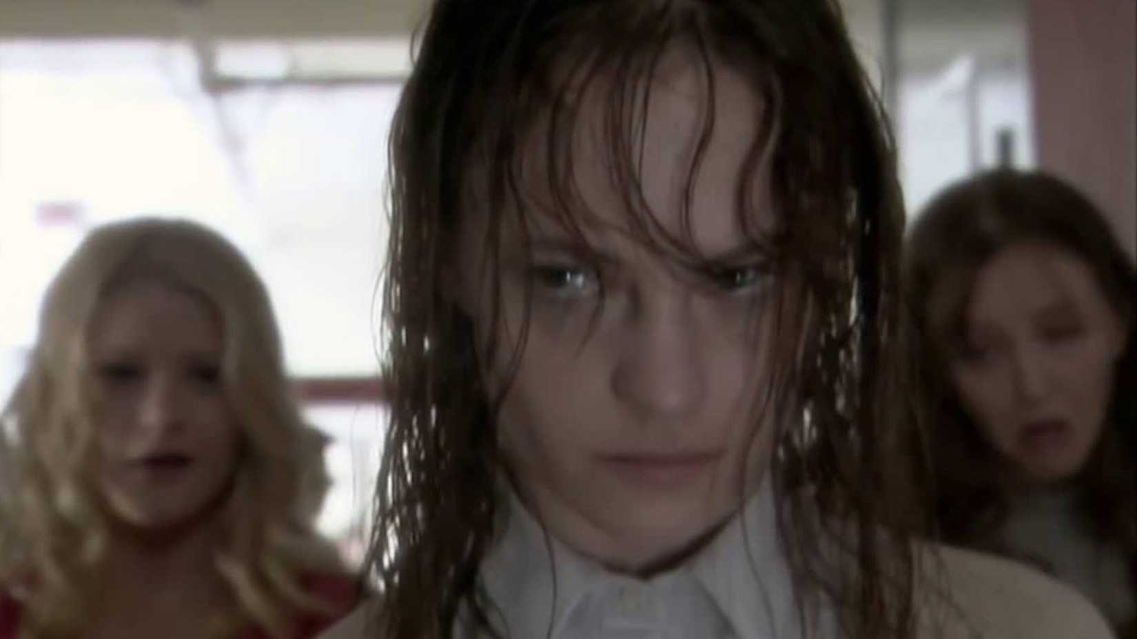 Cena da adaptação de 2002 de Carrie