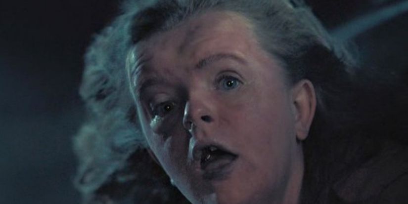 Charlie suffocates in the back of a car in Hereditary