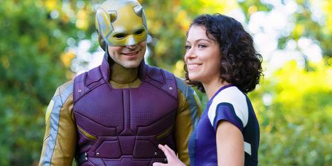 Daredevil and Jennifer Walters standing outside in She-Hulk Attorney at Law