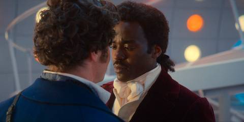 The Doctor (Ncuti Gatwa) and Rogue (Jonathan Groff) about to kiss in Doctor Who season 14 episode 6