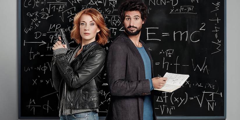 Nicholas Rowe and Annika Ernst standing back to back in Einstein 2017