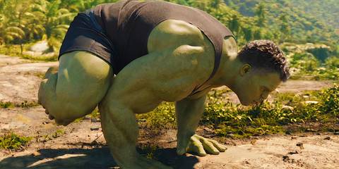 Hulk working out in She-Hulk Attorney at Law