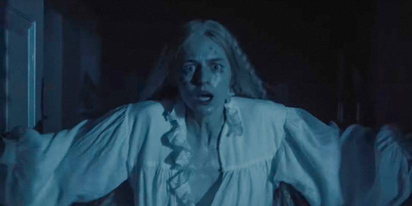 Anna Harding (Emma Corrin) looking terrified in Nosferatu