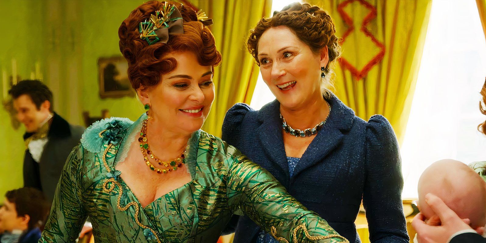 Polly Walker as Portia Featherington and Ruth Gemmell as Violet Bridgerton in Bridgerton season 3 episode 8-2