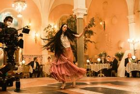 Emma Stone dances in Poor Things