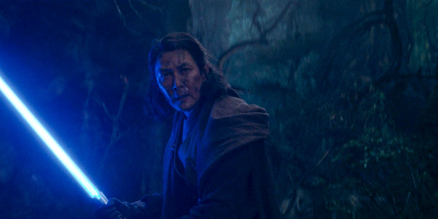 Master Sol (Lee Jung-jae) wielding his lightsaber in The Acolyte season 1 episode 5