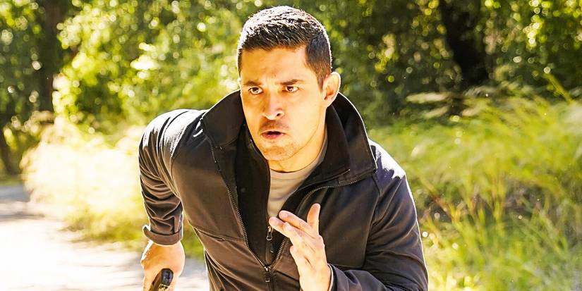 Wilmer Valderrama as Nick Torres running in NCIS