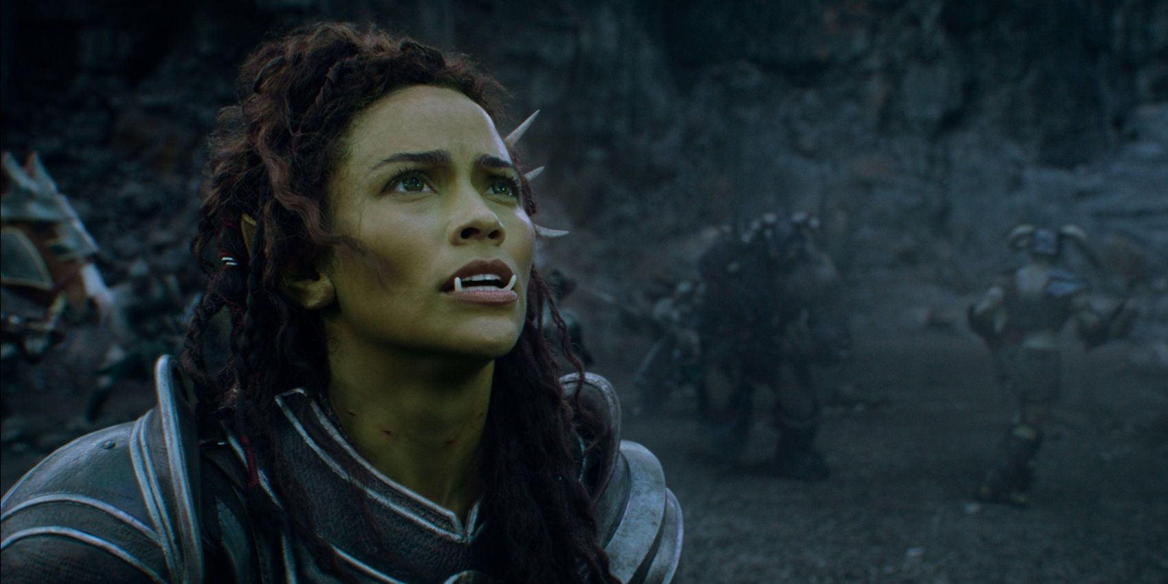 A character looking up in the Warcraft movie