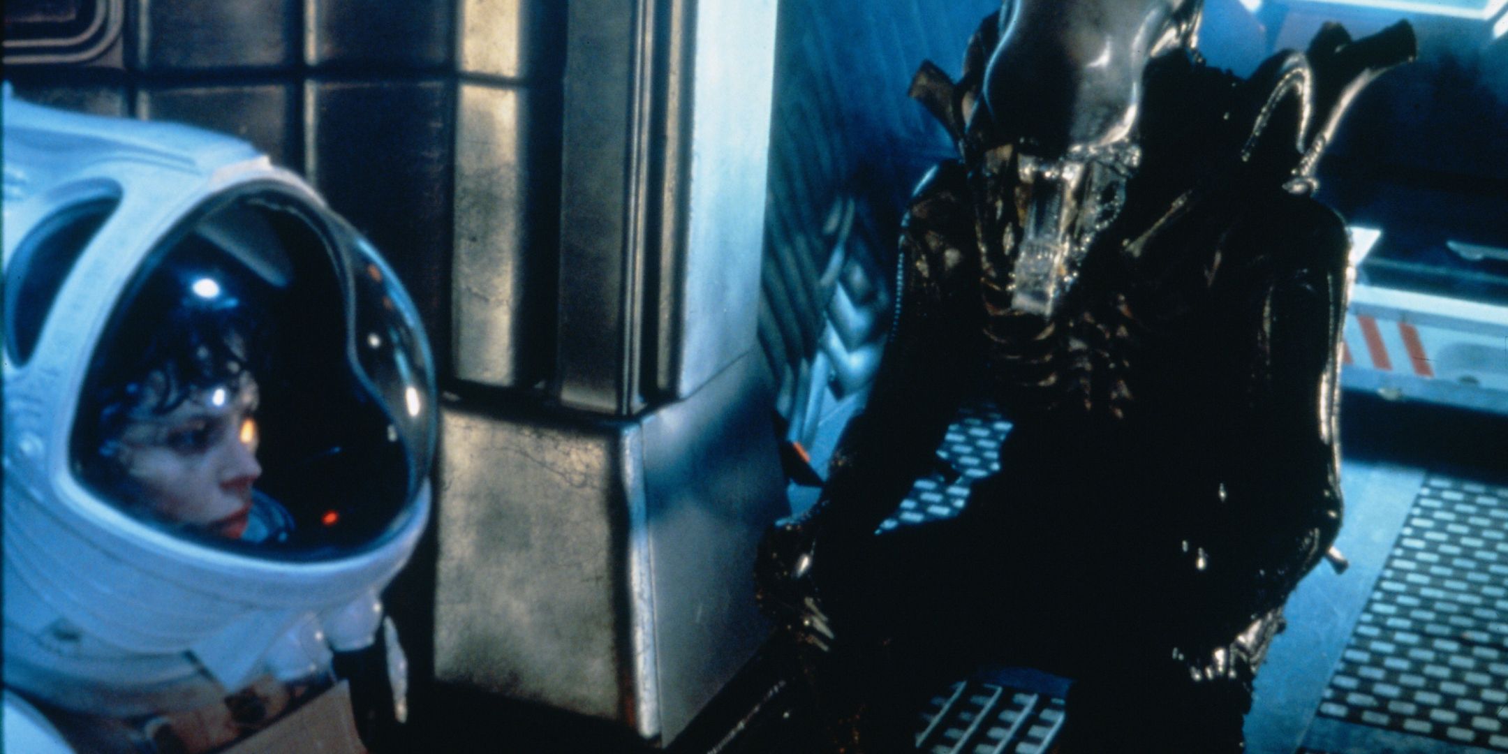 Alien: Romulus' Blue Mist Origins & Xenomorph Connection Explained