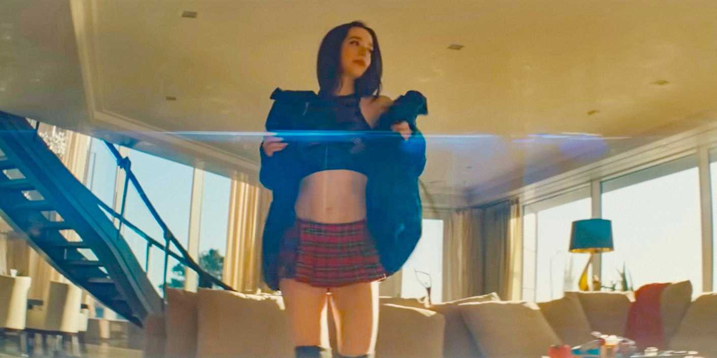 Ani (Mikey Madison) dancing sensually in Anora