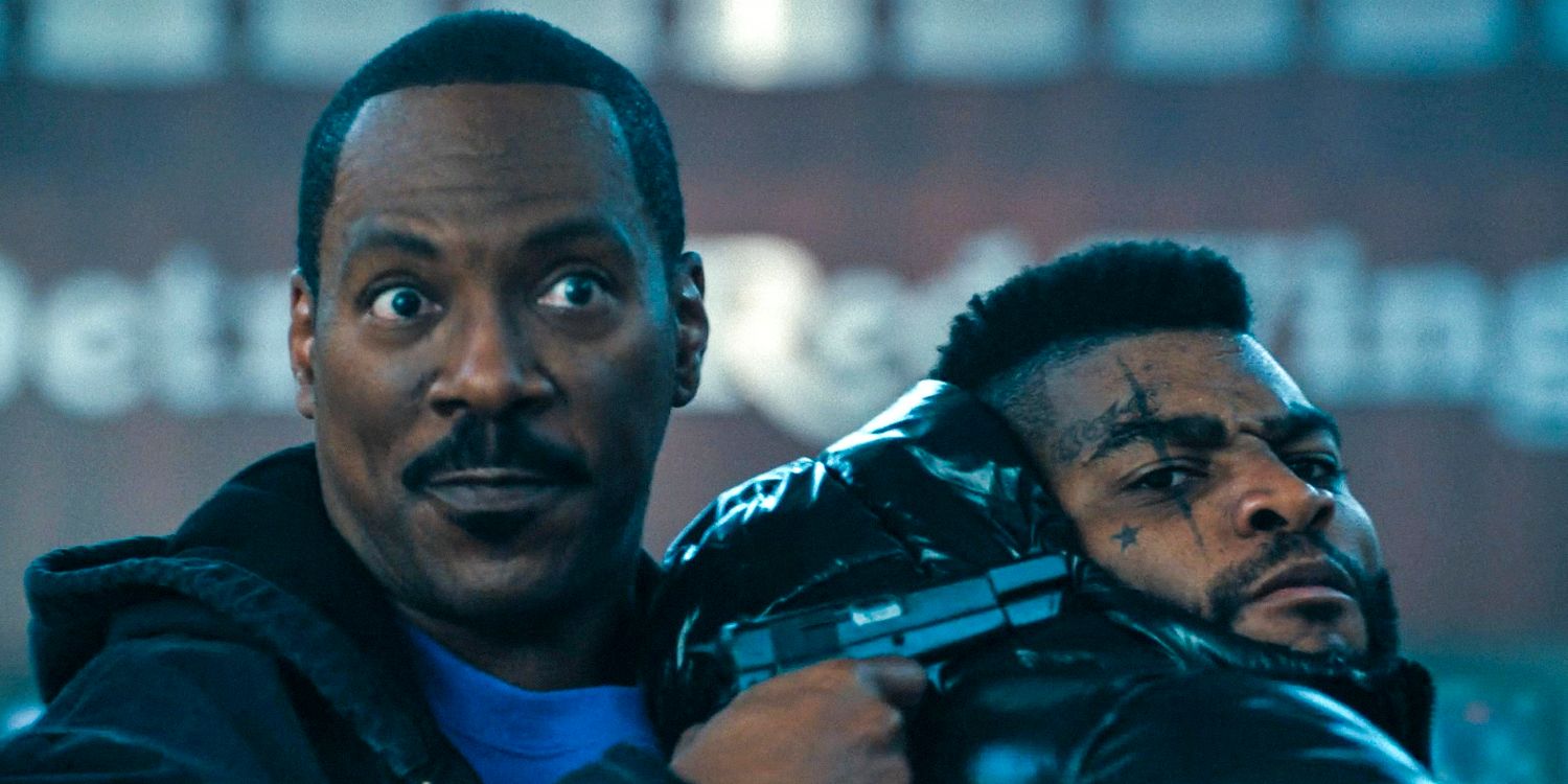 Eddie Murphy holding a gun in Beverly Hills Cop: Axel F