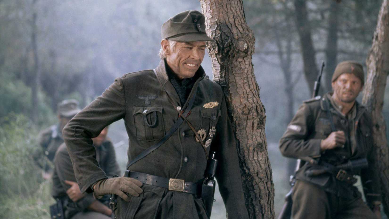 James Coburn em Cruz de Ferro