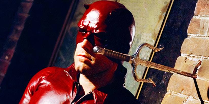Daredevil with Elektra's blade in 2003's Daredevil