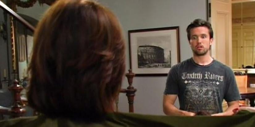 Denny's mom shows her breasts to Mac in It's always suunny in philadelphia