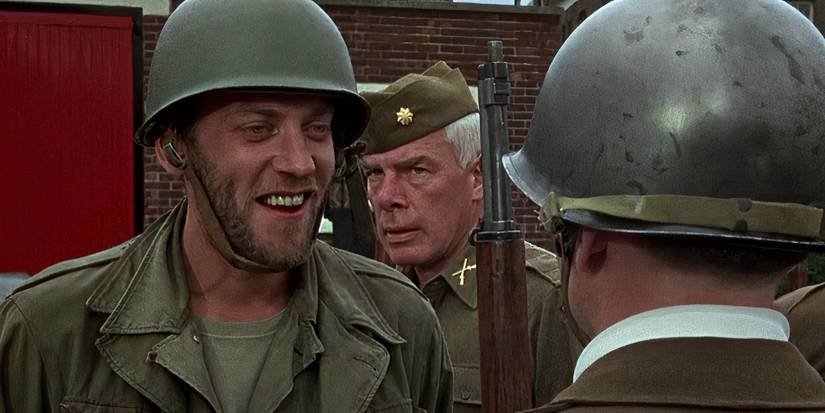 Donald Sutherland as Vernon L. Pinkley smirking in The Dirty Dozen