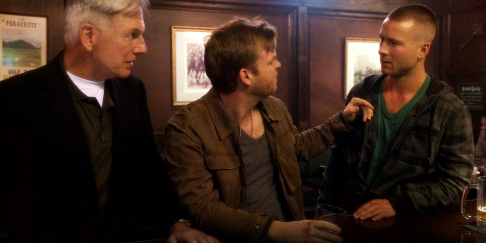 Gibbs with Joe and Evan Westcott at a bar in NCIS