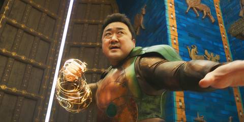 Gilgamesh ready to attack in Eternals