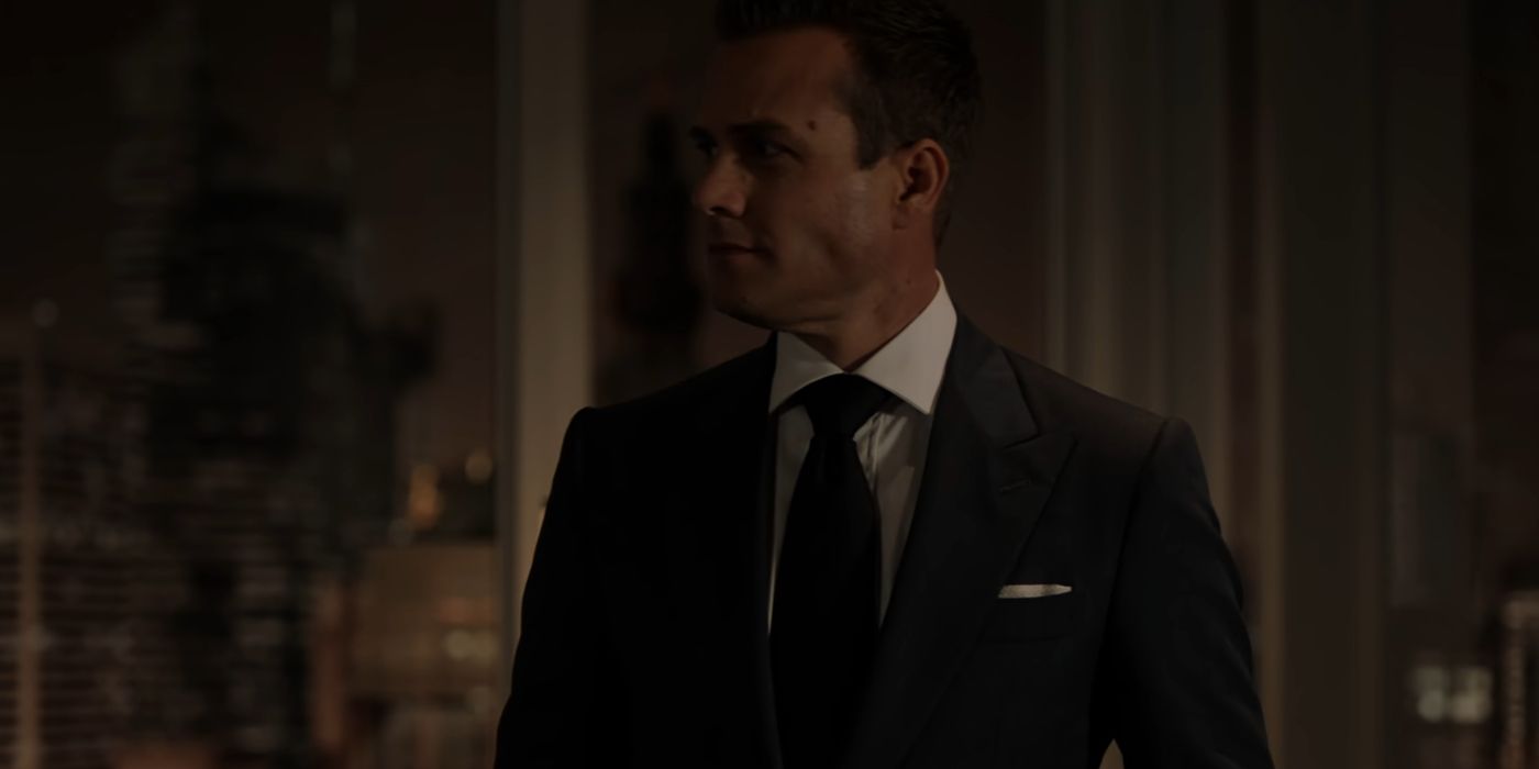 Esta referencia a Harvey Specter en trajes: Los Ángeles sería casi tan buena como un cameo de Gabriel Macht