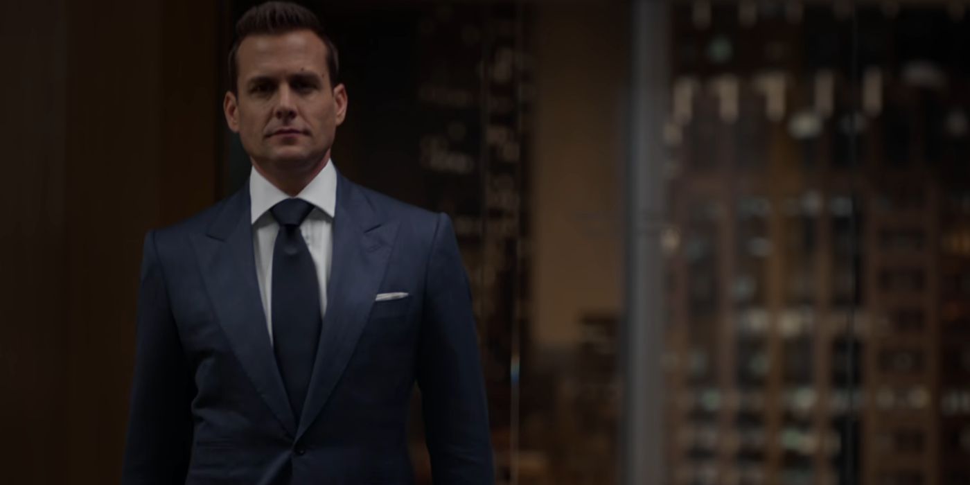 Esta referencia a Harvey Specter en trajes: Los Ángeles sería casi tan buena como un cameo de Gabriel Macht