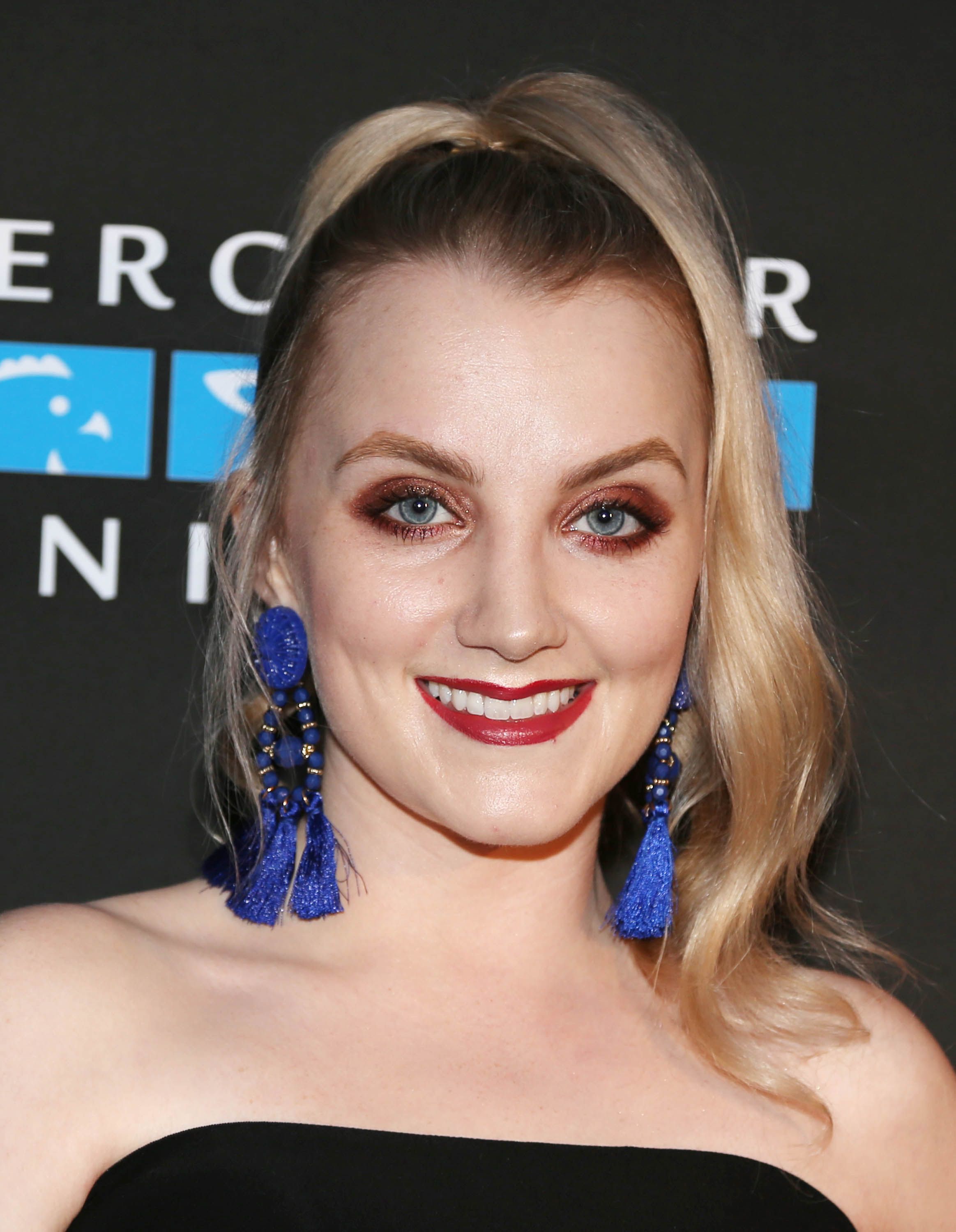 Headshot Of Evanna Lynch