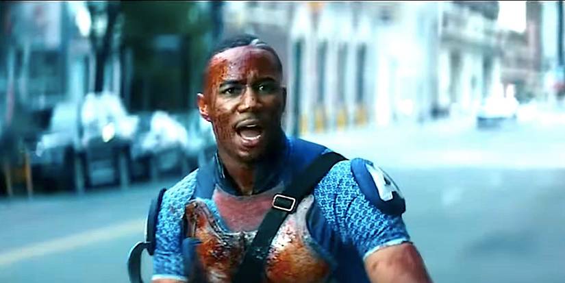 Jessie T. Usher ensanguentado como A-Train em The Boys, temporada 1, episódio 1