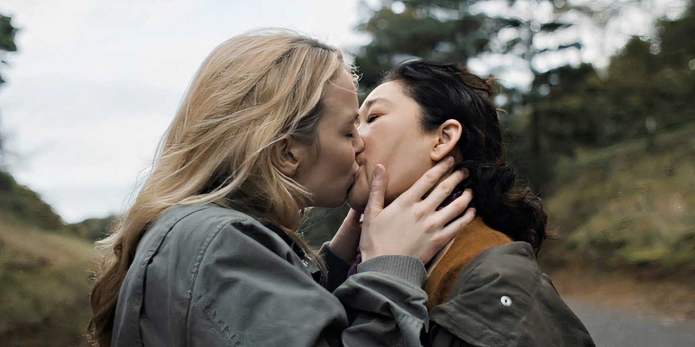 Jodie Comer as Villanelle and Sandra Oh as Eve sharing a kiss in Killing Eve season 4